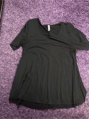 LuLaRoe Black Short-Sleeve Scoop Neck Top Size Medium